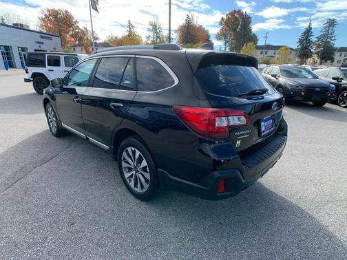 2018 Subaru Outback 3.6R Touring