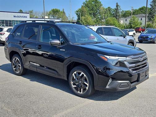 2025 Subaru Forester Hybrid Premium