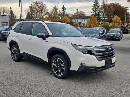 2025 Subaru Forester Hybrid Premium