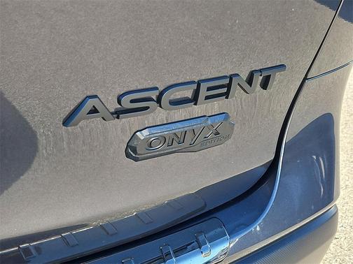 2025 Subaru Ascent Onyx Edition Touring