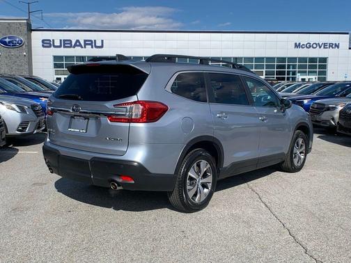Ice Silver Metallic 2025 Subaru Ascent Premium