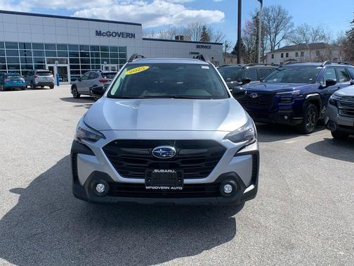 Ice Silver Metallic 2025 Subaru Outback Onyx Edition