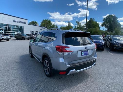 2022 Subaru Forester Touring