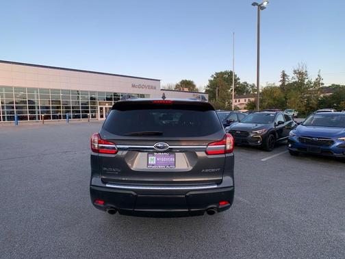 2022 Subaru Ascent Premium 8-Passenger