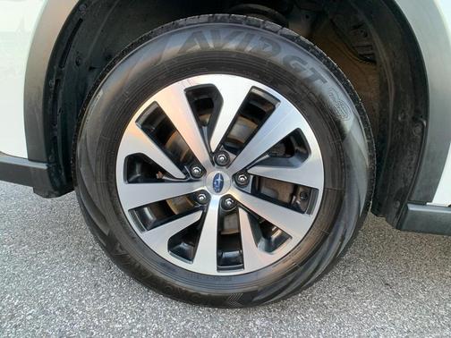 2022 Subaru Outback Premium