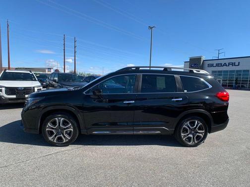 Crystal Black Silica 2024 Subaru Ascent Touring