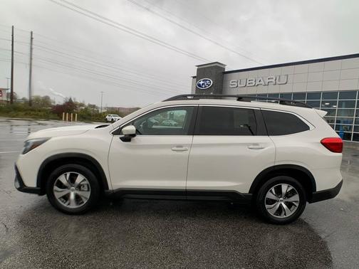 2024 Subaru Ascent Premium