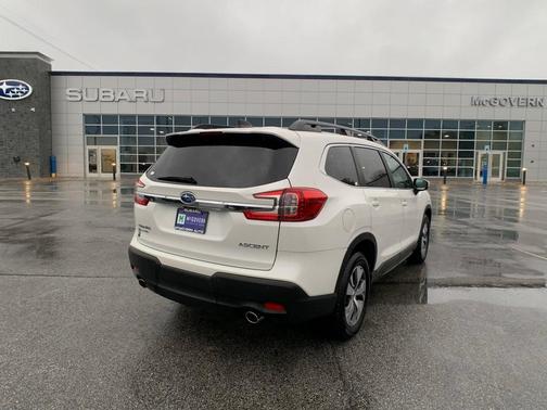 2024 Subaru Ascent Premium