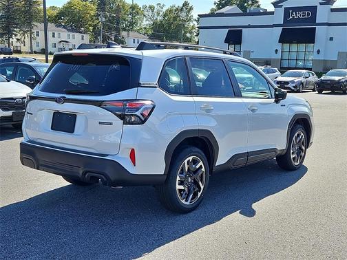 2025 Subaru Forester Hybrid Premium