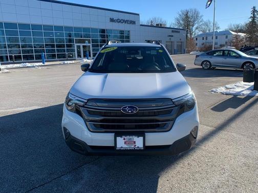 2025 Subaru Forester Premium