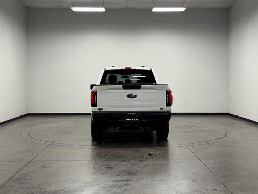 2023 Ford F-150 Lightning Pro