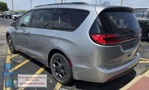 2021 Chrysler Pacifica Hybrid Touring