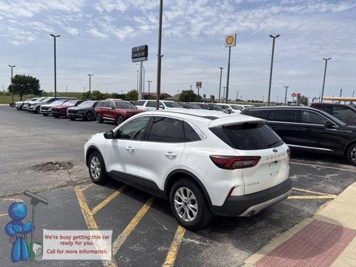 Oxford White 2024 Ford Escape Active