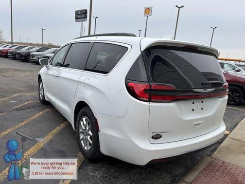 2022 Chrysler Pacifica Touring-L