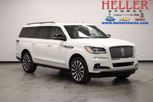 White Metallic 2024 Lincoln Navigator L Reserve