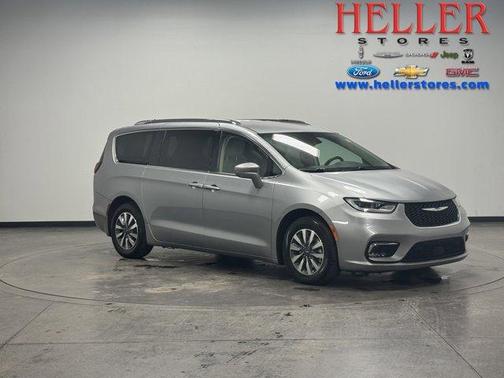 2021 Chrysler Pacifica Hybrid Touring L