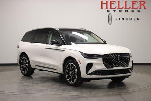 White Platinum Tri-Coat Metallic 2026 Lincoln Nautilus Reserve