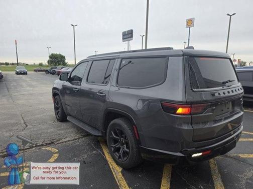 Metallic 2023 Jeep Wagoneer Series II
