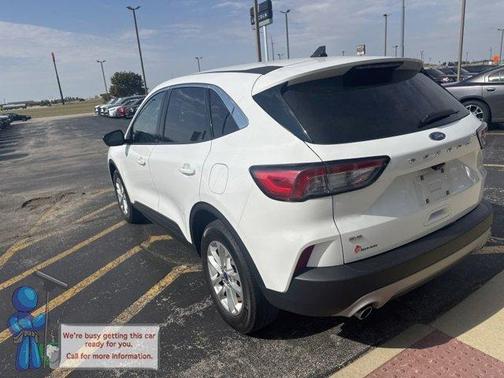2022 Ford Escape SE