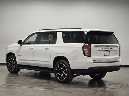 2022 Chevrolet Suburban RST