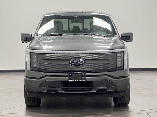 2023 Ford F-150 Lightning LARIAT