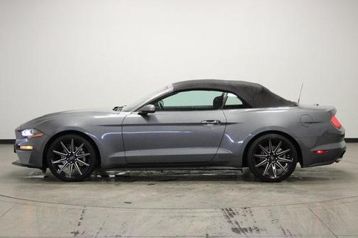 2022 Ford Mustang EcoBoost