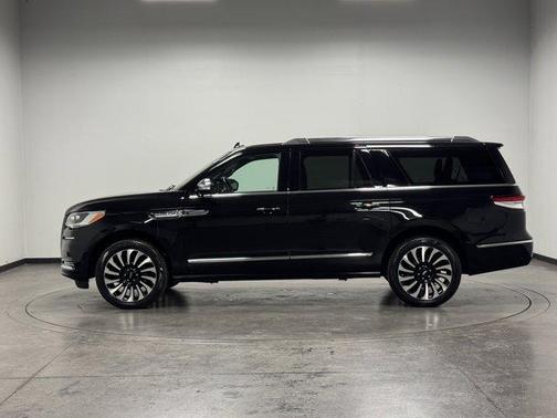 2024 Lincoln Navigator L Black Label