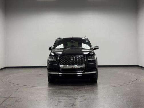 2024 Lincoln Navigator L Black Label