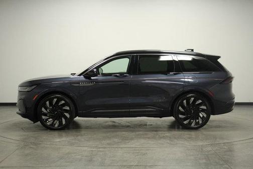 2024 Lincoln Nautilus Black Label