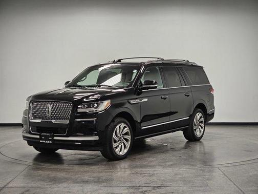 2023 Lincoln Navigator L Reserve