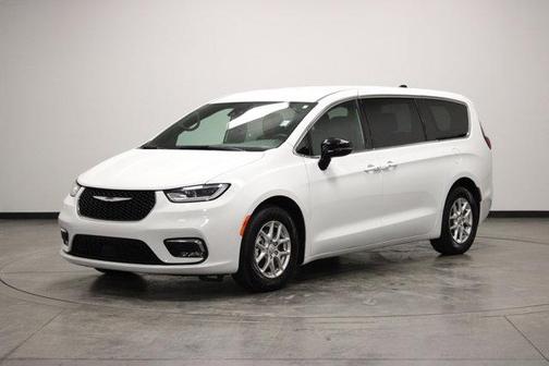 Bright White Clearcoat 2025 Chrysler Pacifica Select