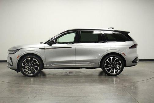 2024 Lincoln Nautilus Black Label