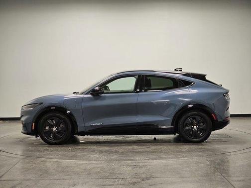 2023 Ford Mustang Mach-E California Route 1