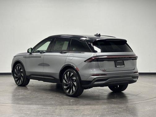 2025 Lincoln Nautilus Reserve