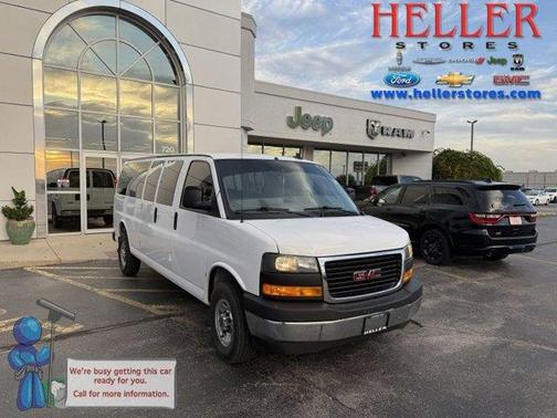 2023 GMC Savana 3500 LT