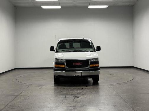 2023 GMC Savana 3500 LT