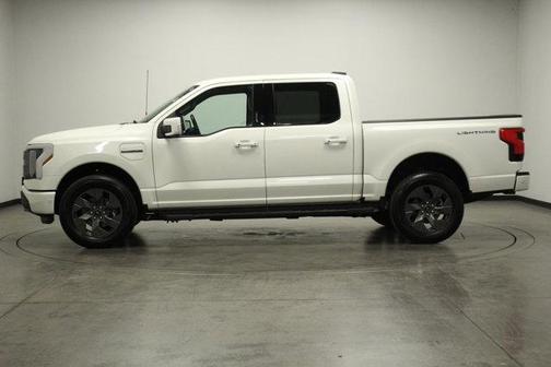 2022 Ford F-150 Lightning LARIAT