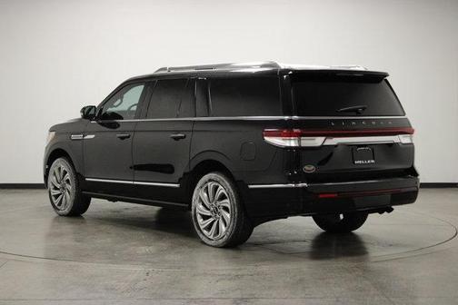 2023 Lincoln Navigator L Reserve