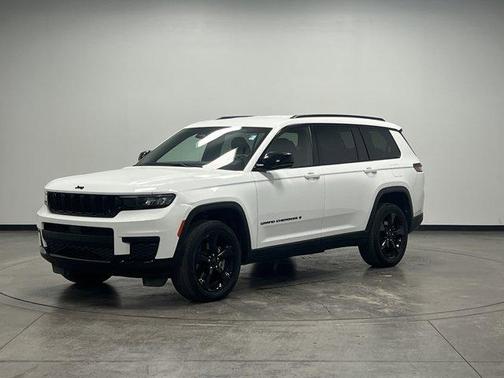 2023 Jeep Grand Cherokee L Laredo