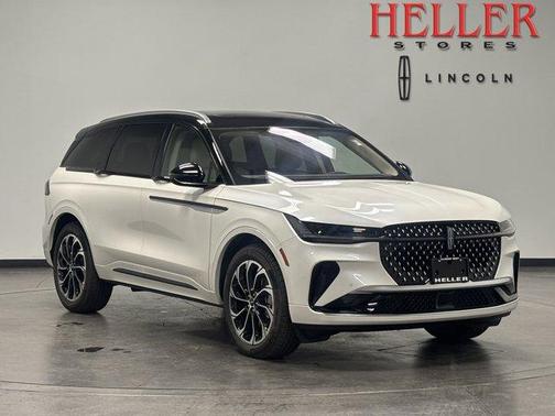 2025 Lincoln Nautilus Reserve