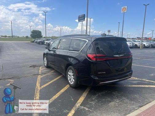 2022 Chrysler Pacifica Touring-L