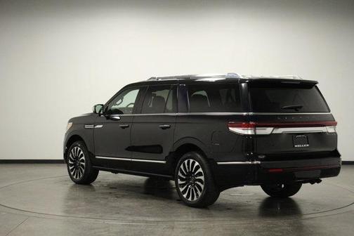 2022 Lincoln Navigator L Black Label