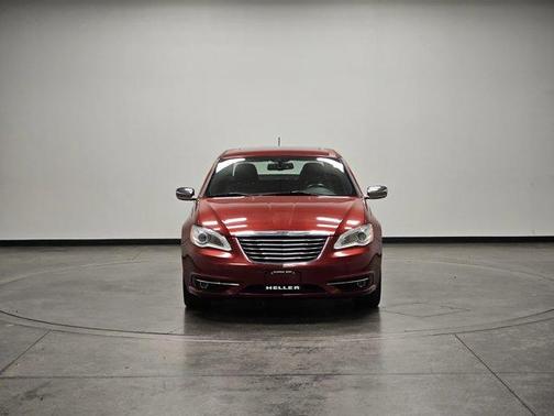 2013 Chrysler 200 Limited
