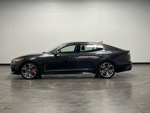 2020 Kia Stinger GT1