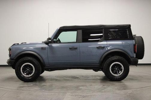 Azure Gray Metallic 2023 Ford Bronco Badlands