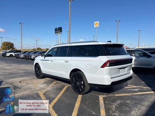 2025 Lincoln Navigator L Reserve