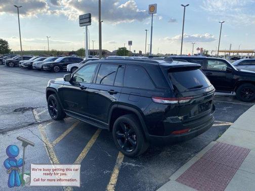 2023 Jeep Grand Cherokee Altitude