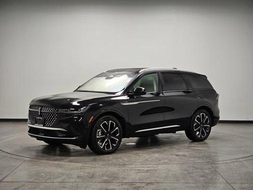 2024 Lincoln Nautilus Reserve