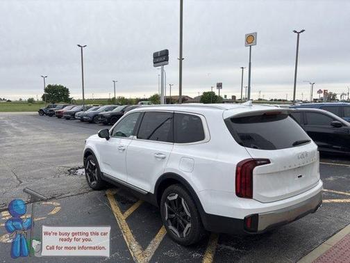Glacial White Pearl 2025 Kia Telluride S