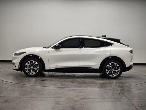 2022 Ford Mustang Mach-E Premium